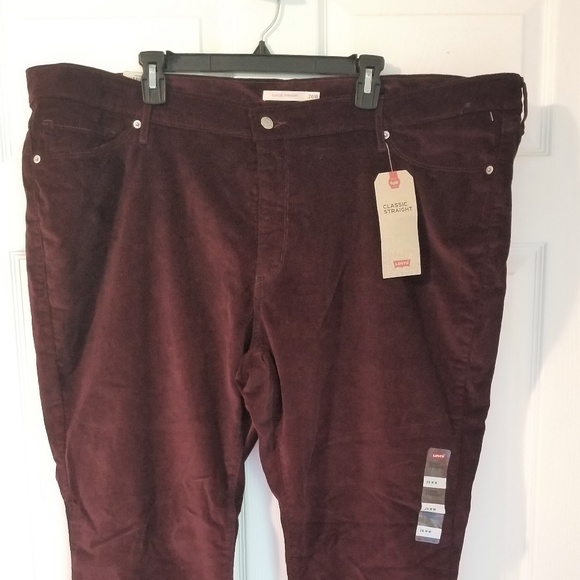 Levi's Classic Straight Mid Rise Jeans NWT - Picture 1 of 7